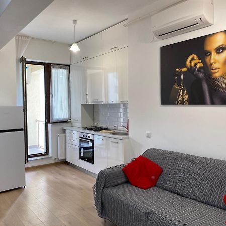 City Center Glam Apartments Palas Yaş Dış mekan fotoğraf