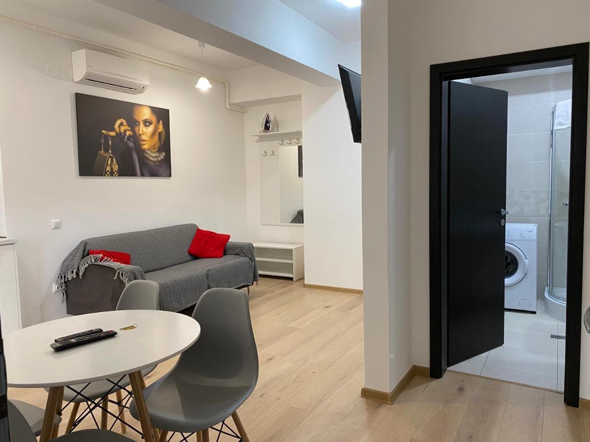 City Center Glam Apartments Palas Yaş Dış mekan fotoğraf